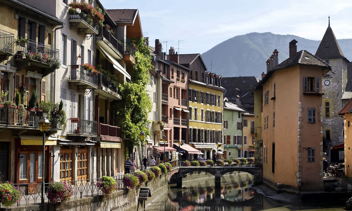 Annecy Apartment | Aparthotel Adagio Annecy Centre