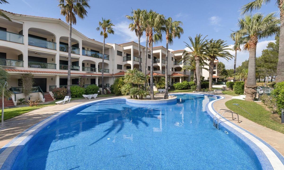 Vandellos i l'Hospitalet de l'Infant Apartment | Apartment 'Costa Linda 108' with Sea View, Shared Pool and Wi-Fi
