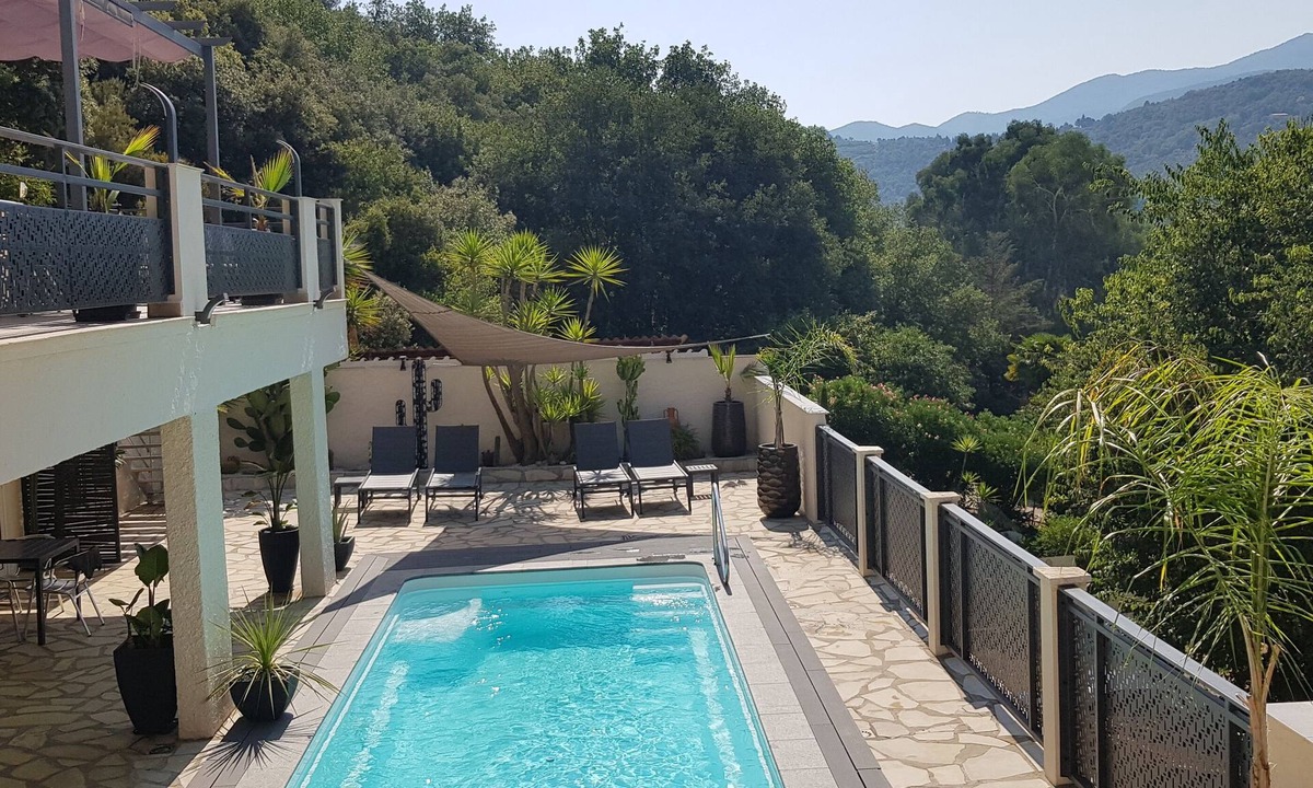 Amelie-les-Bains-Palalda Apartment | Apartment T3 - RDC