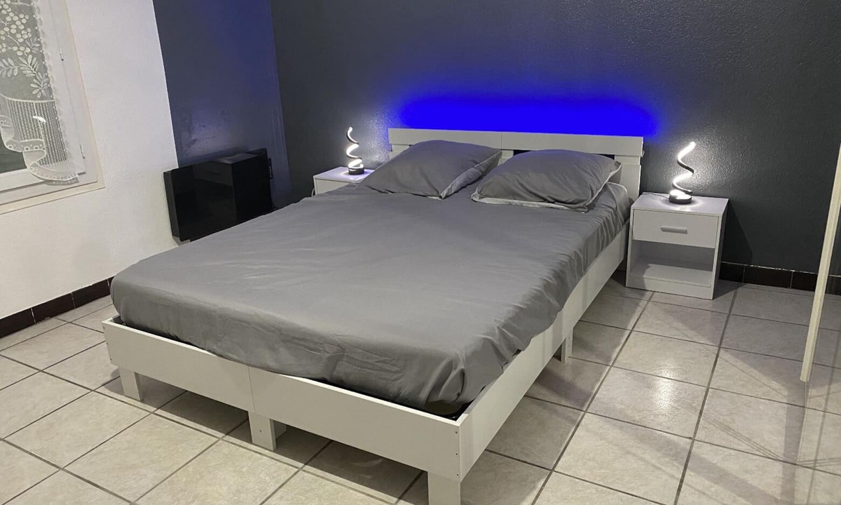 Amelie-les-Bains-Palalda Apartment | Apartment close to town center and spa