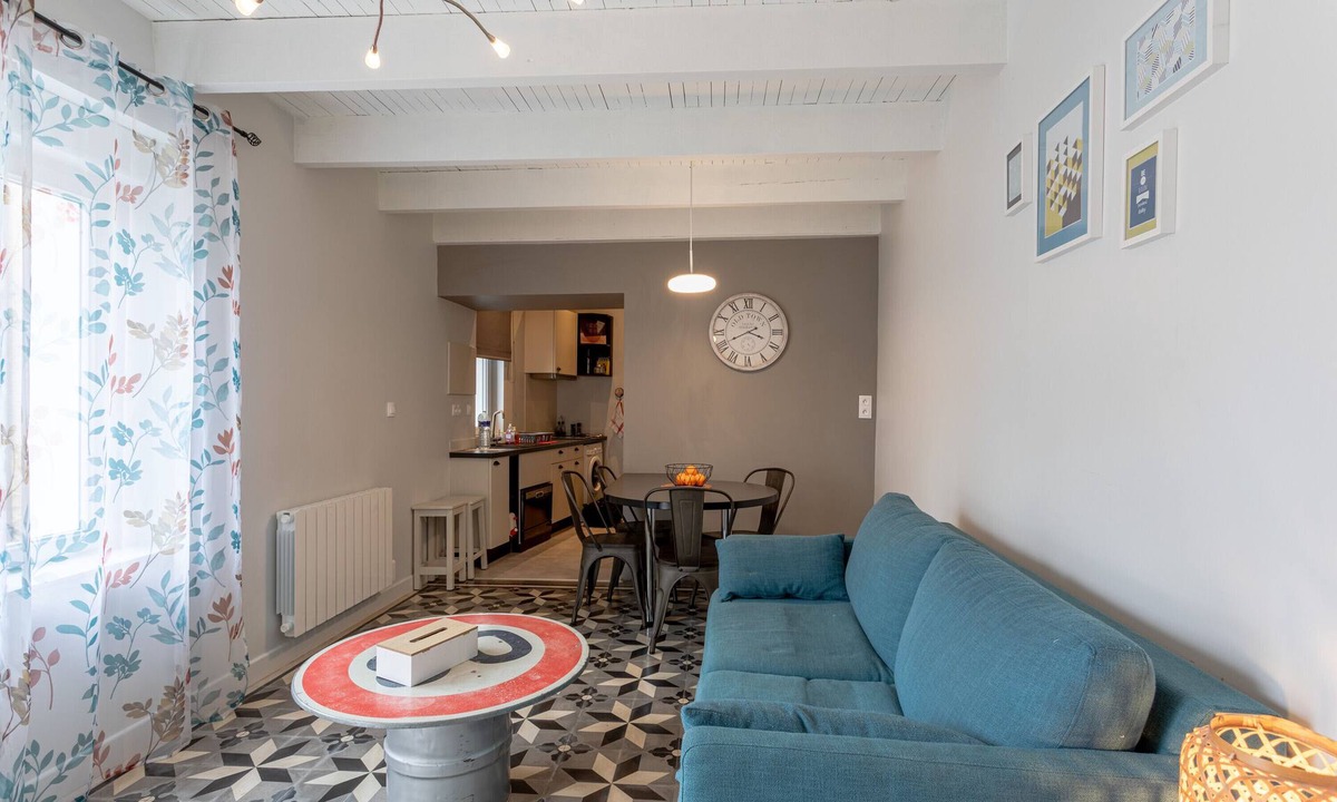 Mouilleron-en-Pareds Apartment | Apartment "Place au Repos" with Wi-Fi
