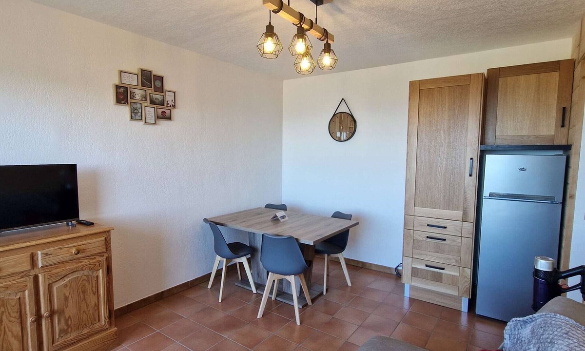 Saint-Michel-de-Chaillol Apartment | Apartment 4 people - Ski/Hike walking - Balcony - Pets allowed, Parking