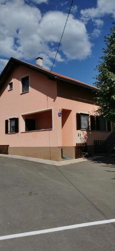 Rakovica Apartment | APARTMAN DEDA