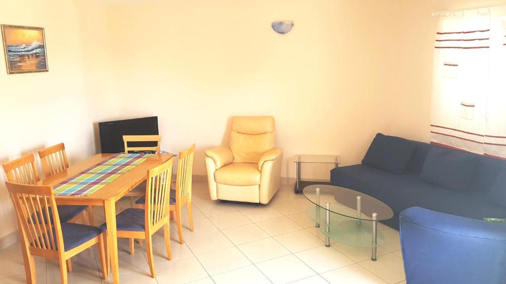 Srima Apartment | Apartman Seaside