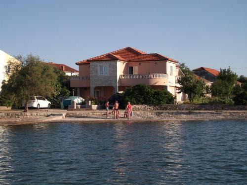 Janjina Apartment | Apartmani Šundrica