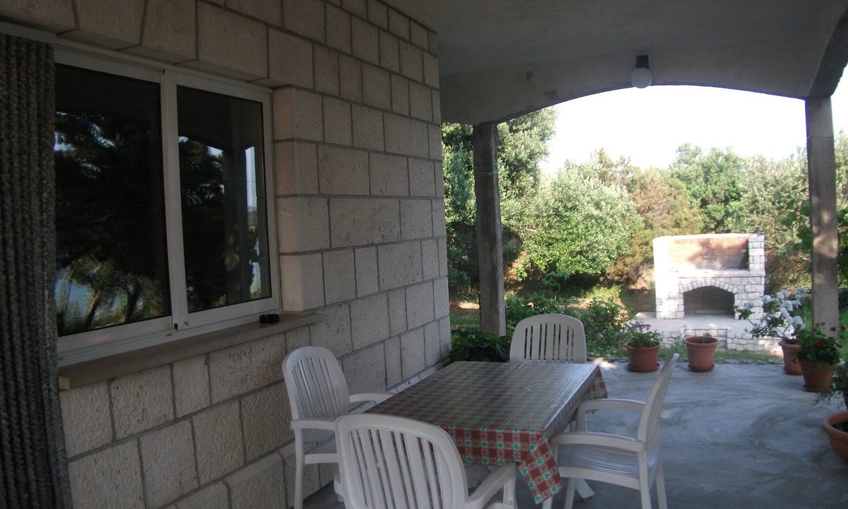 Lumbarda Apartment | Apartmani Bilin Žal (2)
