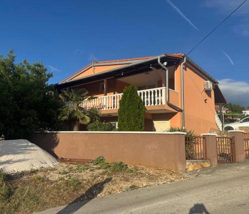 Gornji Karin Apartment | Apartmani Greif