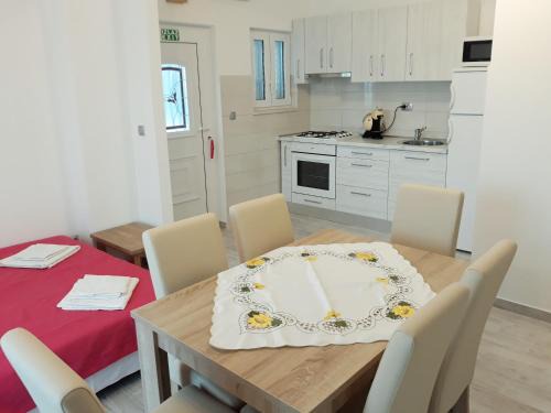 Bol Apartment | Apartmani Vinko Bol