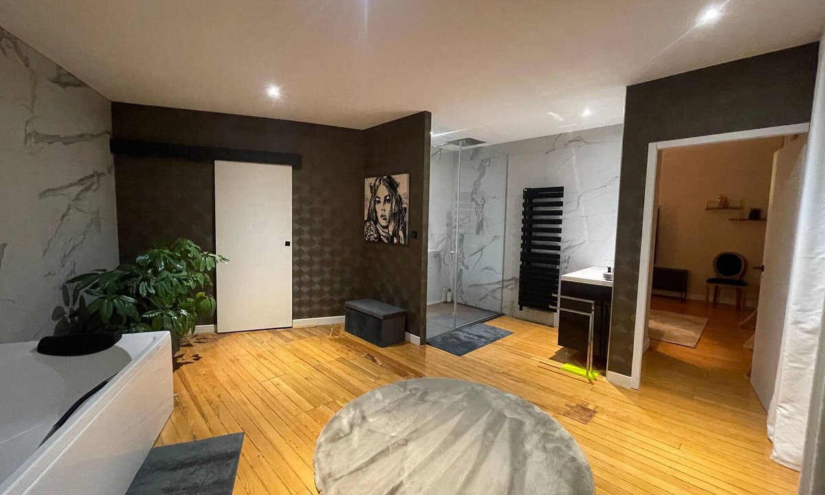 Epinal Apartment | Apartment Épinal, 3 bedrooms, 8 persons