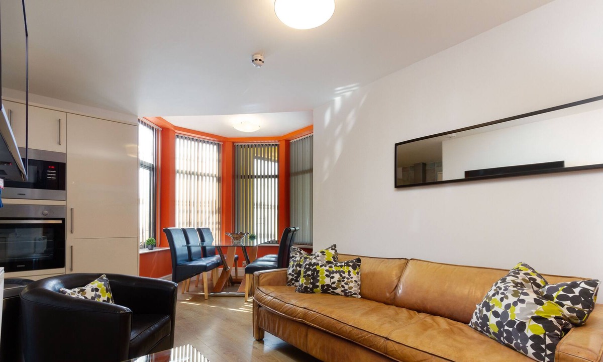 North Shore Apartment | Apartment 001 - Sunset