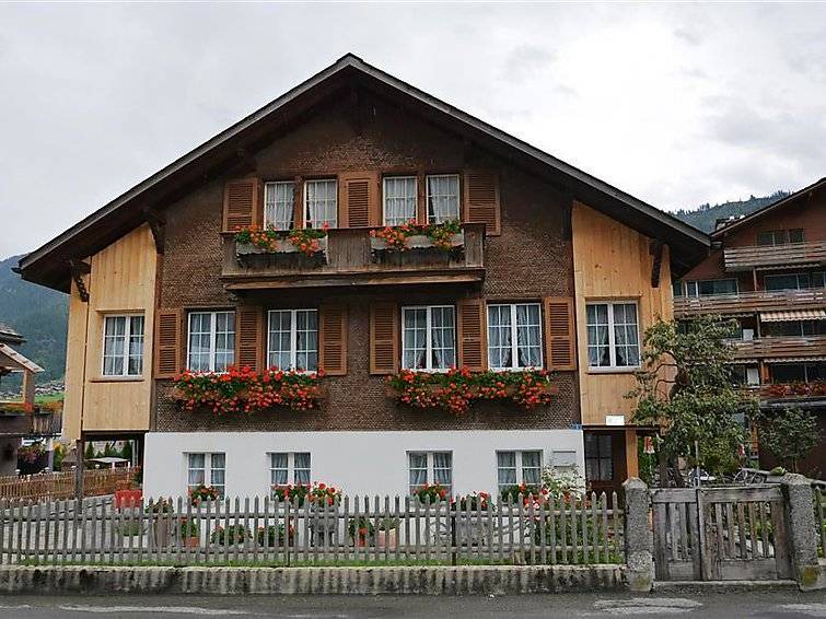 Zweisimmen Apartment | Apartment ∙ 1 bedroom ∙ 4 guests