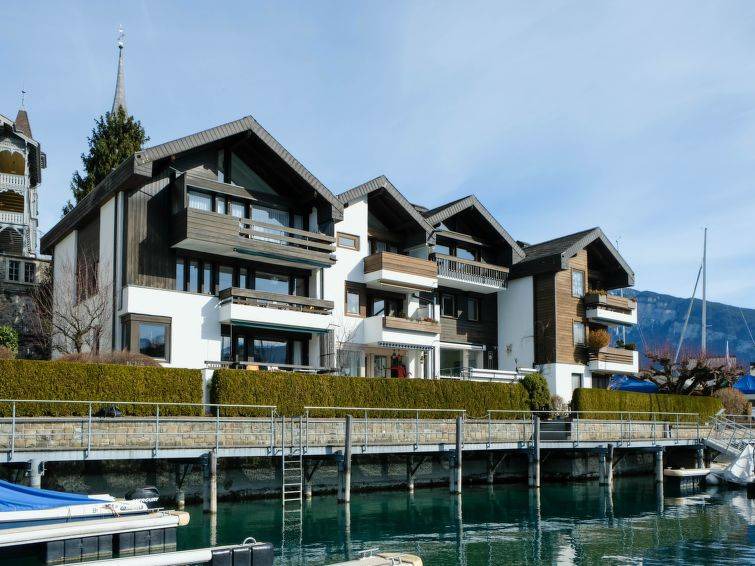 Spiez Apartment | Apartment ∙ 1 bedroom ∙ 2 guests