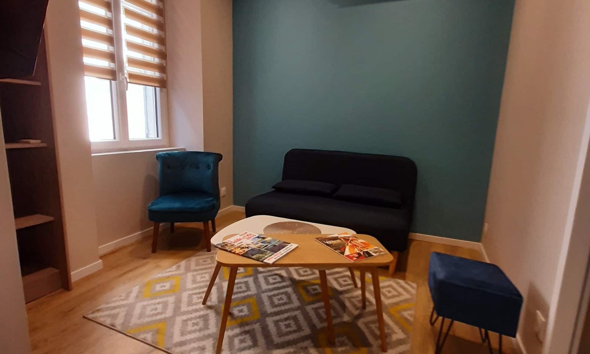 Bourg-Saint-Andeol Apartment | Apartment 100 refurbished ! 07/2019 ! 35 M2 (3 beds)
