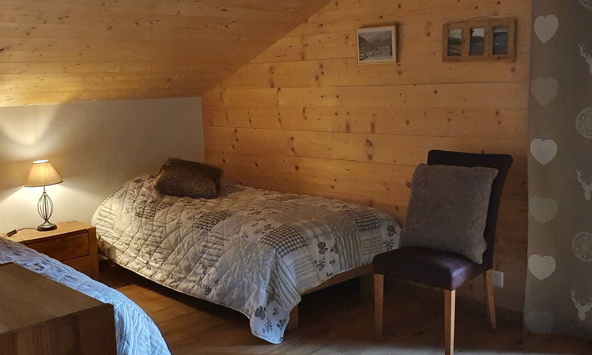 Morgins Apartment | Apartment 100 metres from the ski lifts