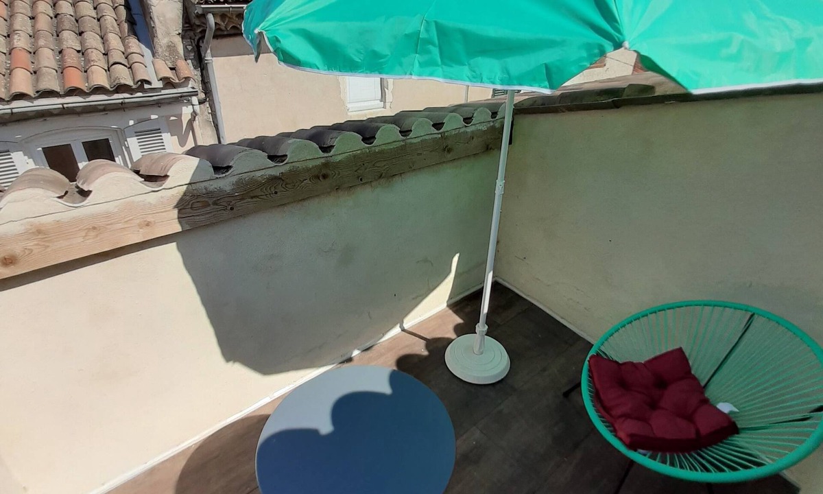 Bourg-Saint-Andeol Apartment | Apartment 103 refurbished !07/2019 !35 m2 with terrace (sleeps 3)
