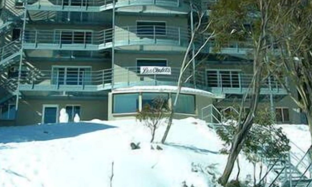 Falls Creek Apartment | Apartment 11 Les Chalets