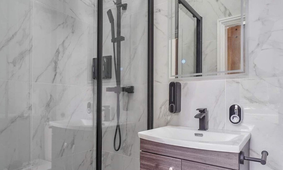 Brighouse Apartment | Apartment 12 Tudor House