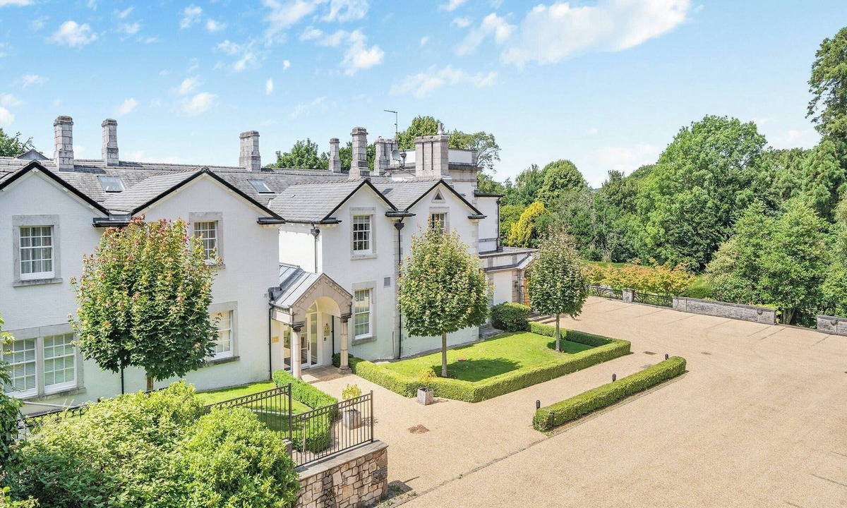 Silverdale Cottage | Apartment 14, Hazelwood Hall