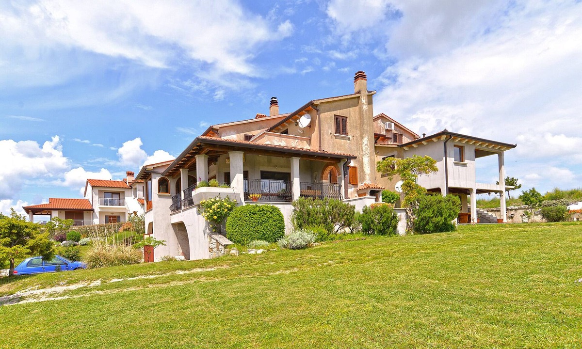 Presika Apartment | Apartment 1606/16499 (Istria - Labin), 3000m from the beach