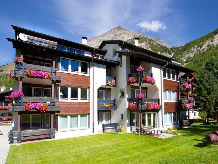 Saas Almagell Apartment | Apartment ∙ 2 bedrooms ∙ 5 guests