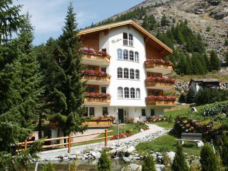 Saas Almagell Apartment | Apartment ∙ 2 bedrooms ∙ 4 guests