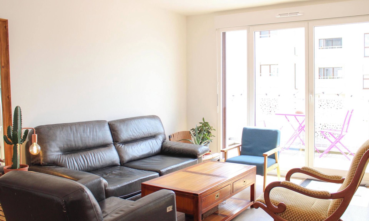 Aubervilliers Apartment | Apartment 2 bedrooms with balcony