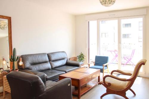 Aubervilliers Apartment | Apartment 2 bedrooms with balcony