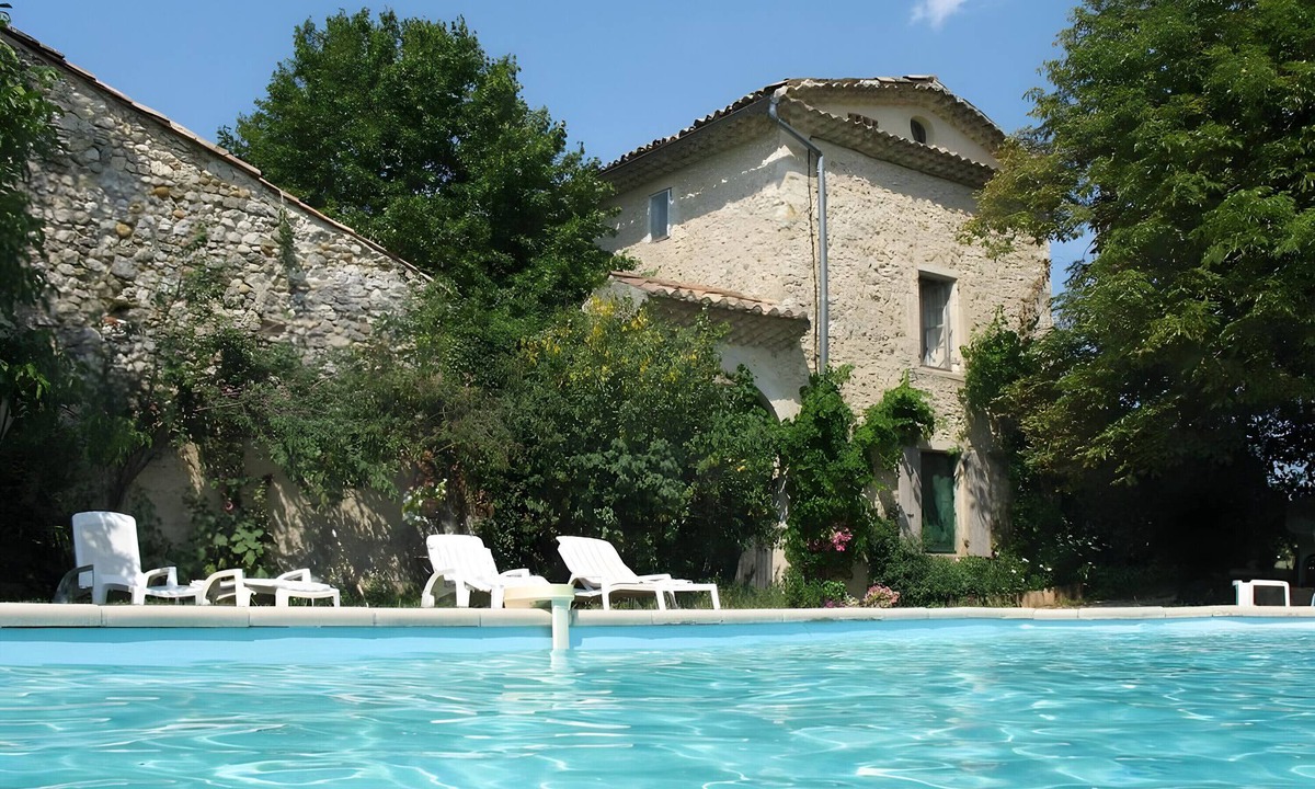 Sauzet Apartment | Apartment 2 for 4 People