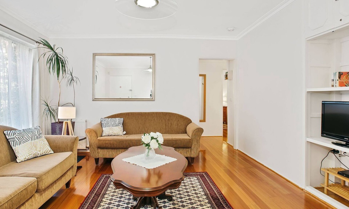 Blackburn Apartment | Apartment 2 Vine Str Blackburn