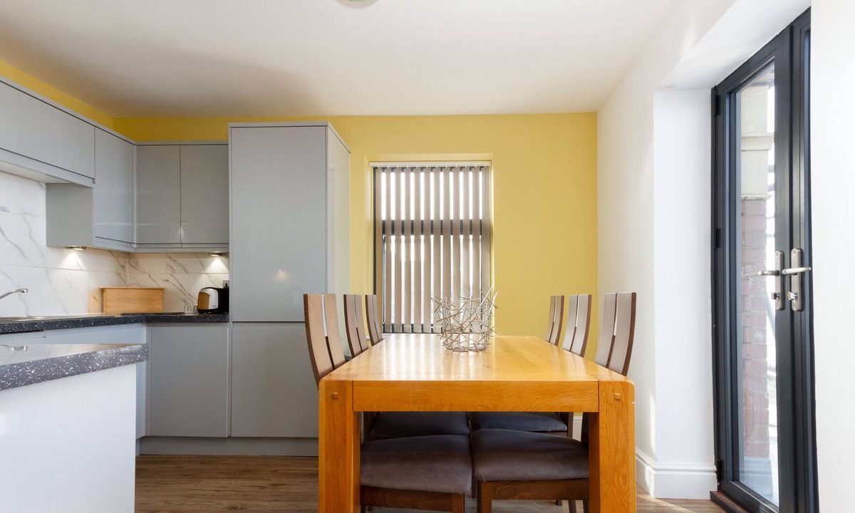 North Shore Apartment | Apartment 301 - Coast