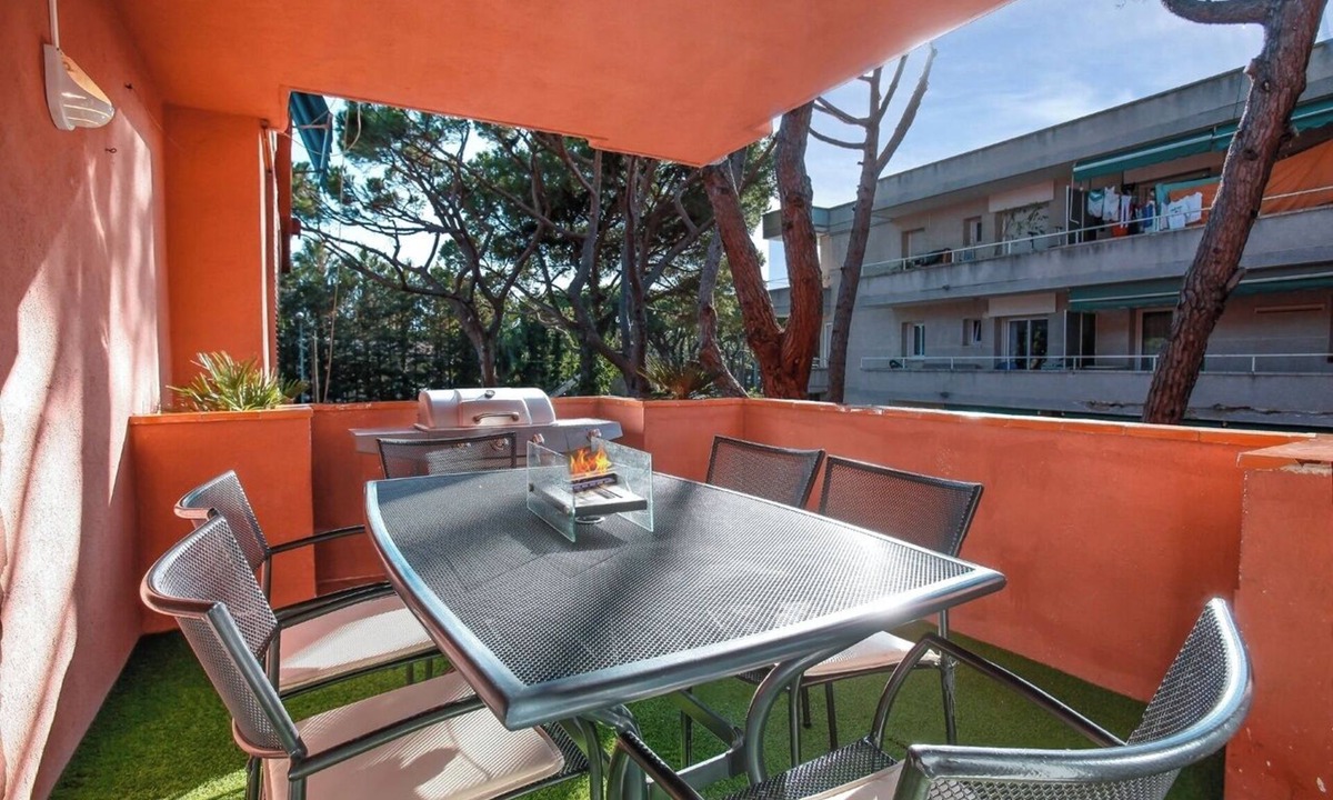 Castelldefels Apartment | Apartment-4people-Parking-Castelledefels-Bikes-Bbq