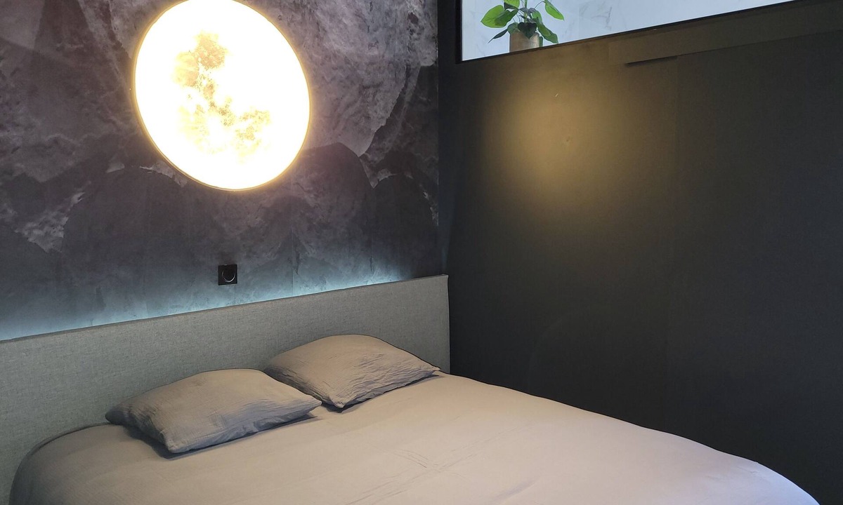 Lamalou-les-Bains Apartment | Apartment 5 minutes from spa, air-conditioned, pets welcome.