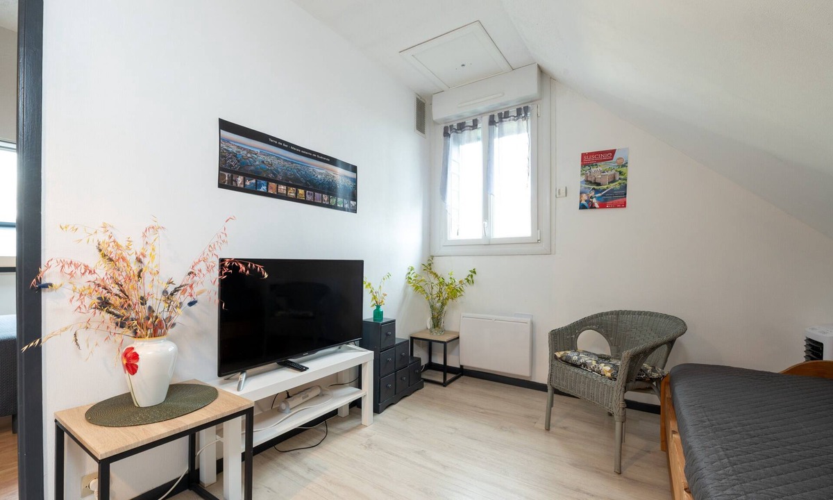 Rieux Apartment | Apartment 6 km from Redon, 35 km from the sea