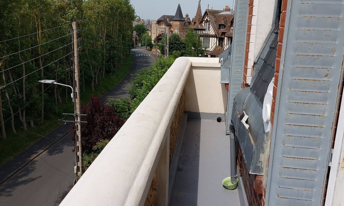 Houlgate Apartment | Apartment 6 of Villa Simone