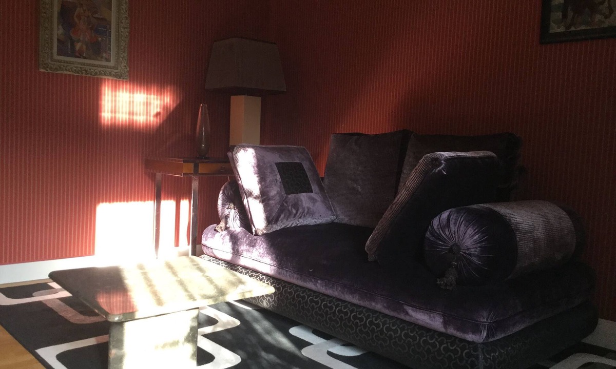 Vierzon Apartment | APARTMENT - 70 m2 - sleeps 2 max -