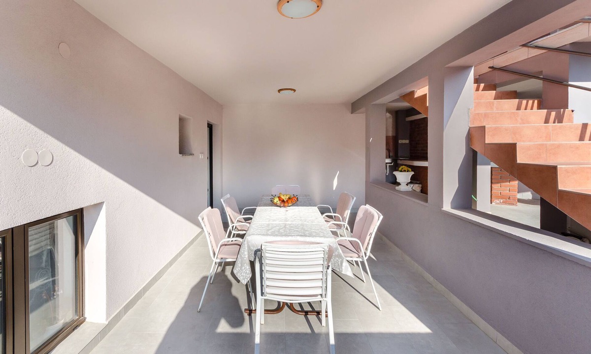 Palit Apartment | Apartment Albina (35101-A1) - Palit - island Rab