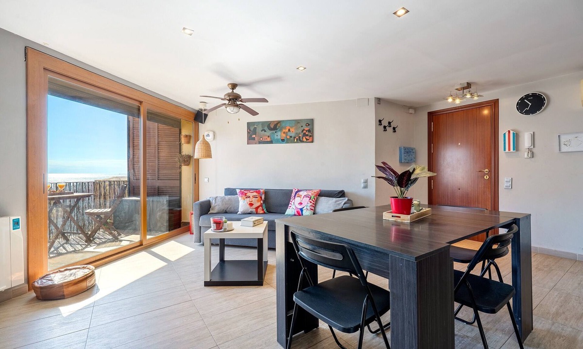 L'Ametlla de Mar Apartment | Apartment 'Alguer' with Sea Views, Wi-Fi and Air Conditioning
