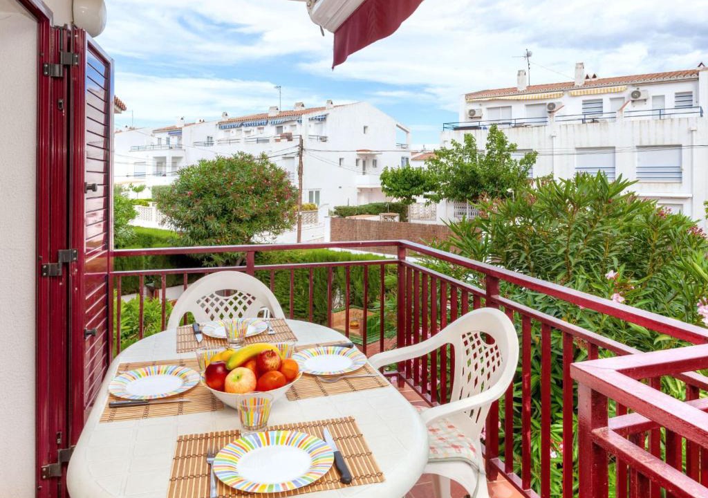 Llanca Apartment | Apartment Aloha by Interhome