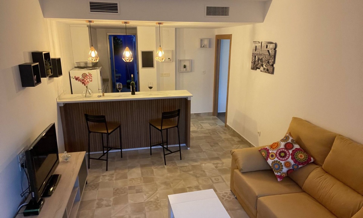 Molina de Segura Apartment | Apartment Alojamiento El Azul with Terrace & A/C