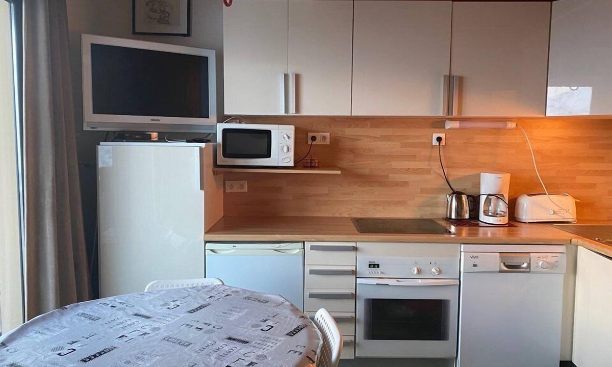 Eclose-Est Apartment | APARTMENT ALPE D'HUEZ QUARTIER ECLOSE