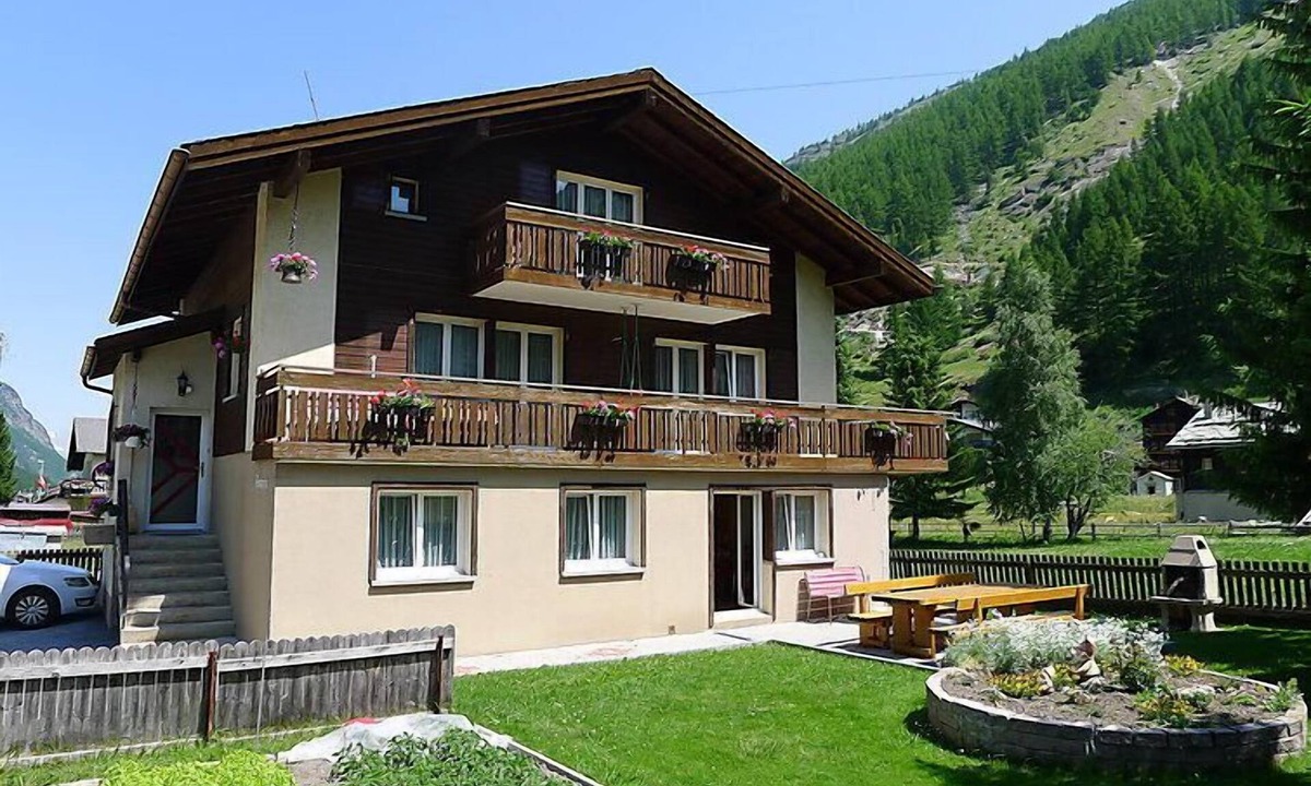 Saas Grund Apartment | Apartment Amara by Interhome