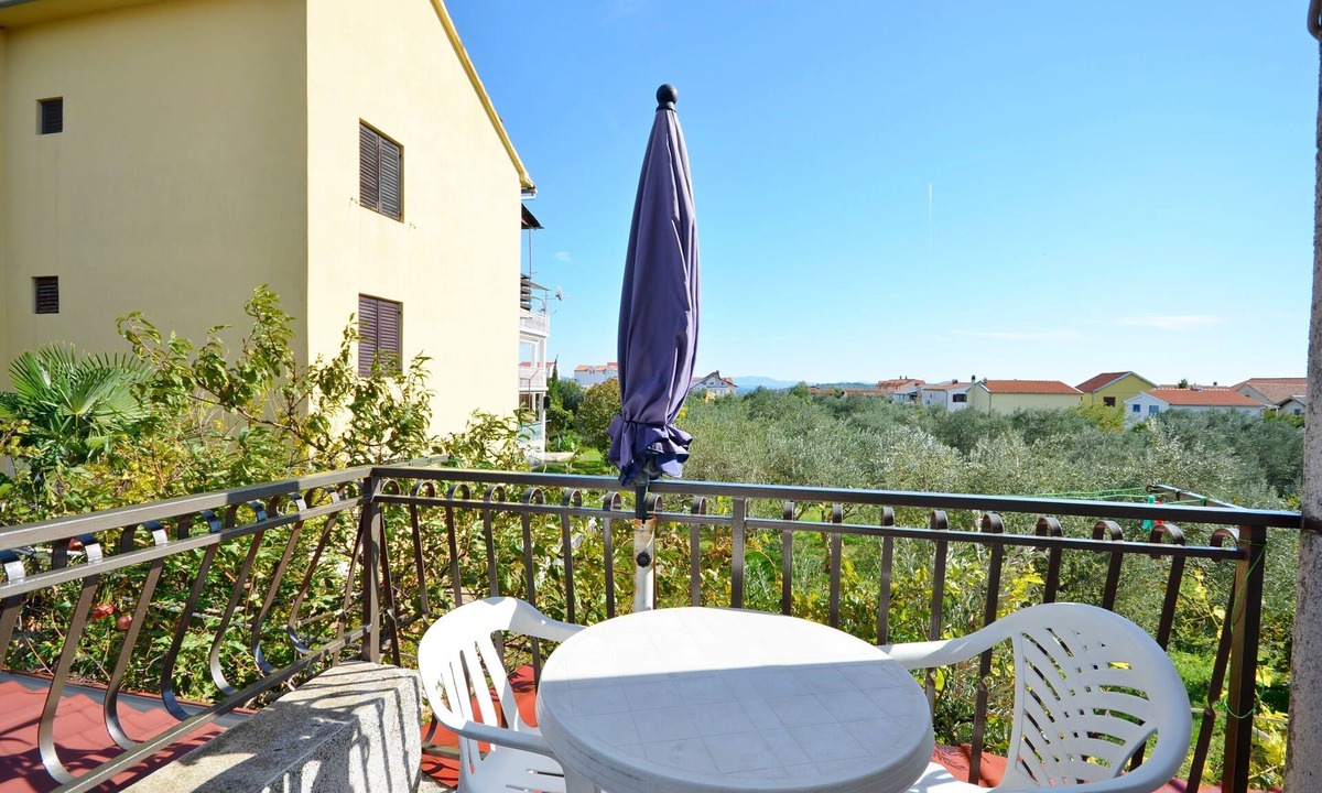 Vodice Apartment | Apartment and Rooms Ivana (58191-A1) - Tribunj