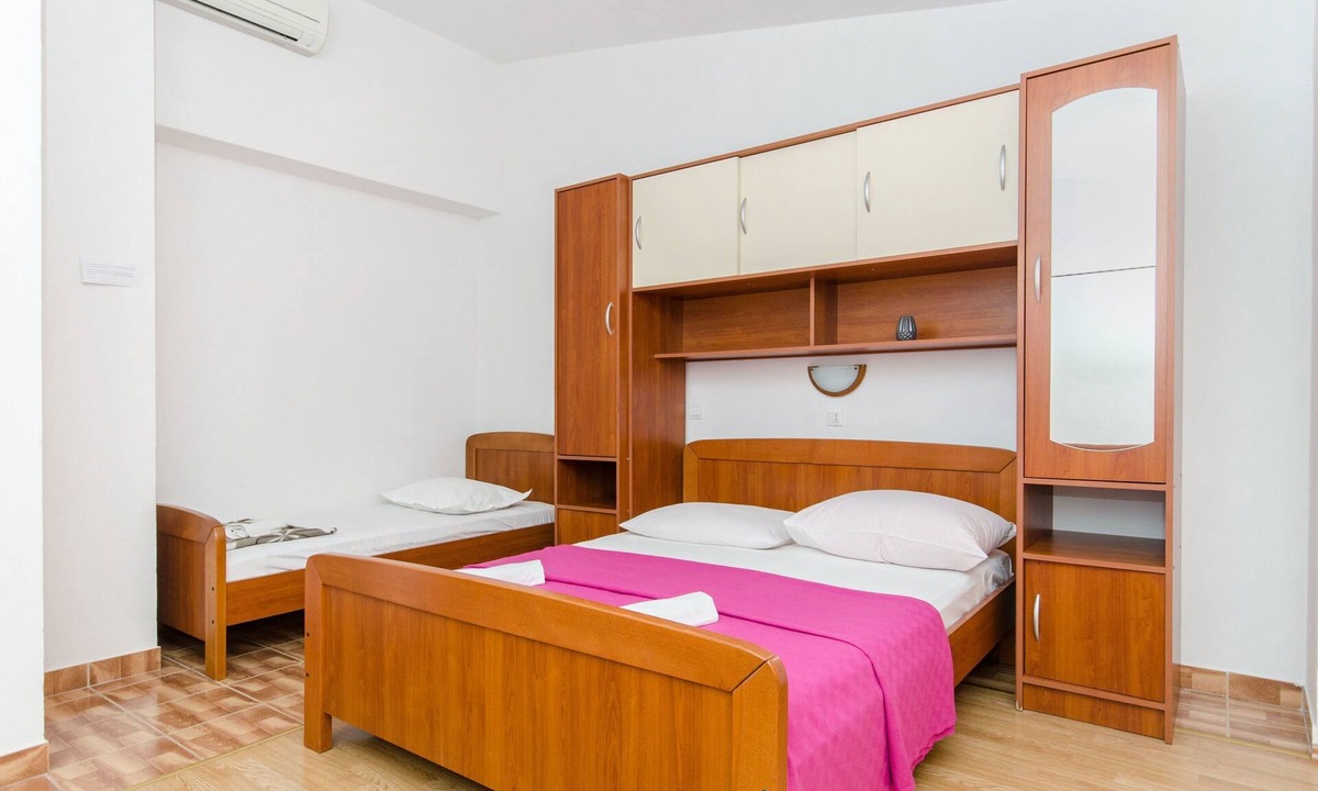 Bili brig Apartment | Apartment and Rooms Ivan