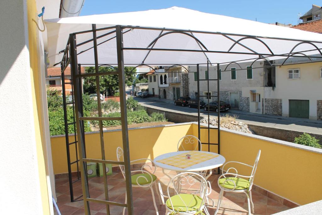 Zaton Apartment | Apartment Antić