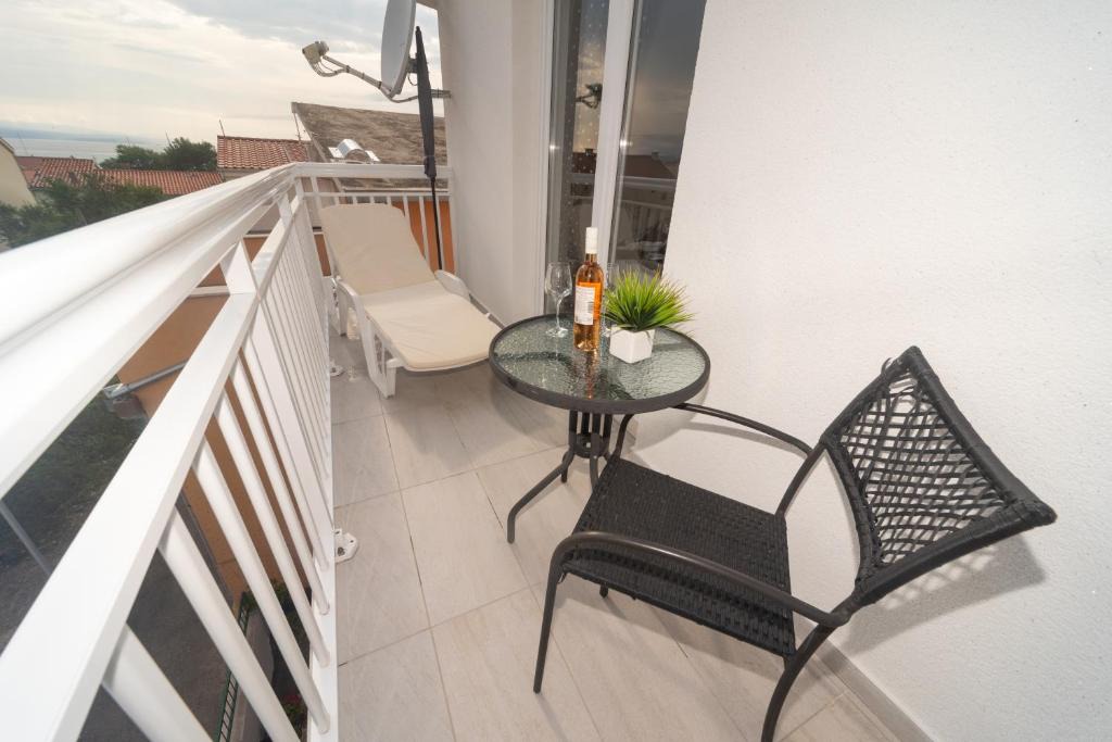 Baska Voda Apartment | Apartment Antonio