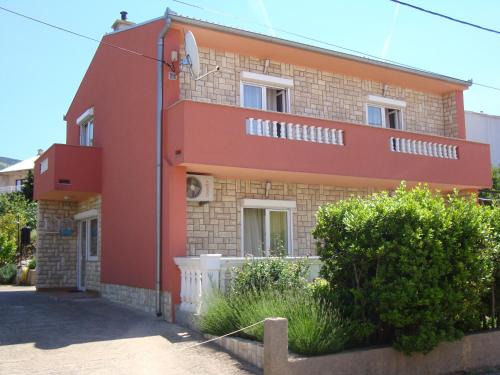 Senj Apartment | Apartment & Apartment Studio Deželjin