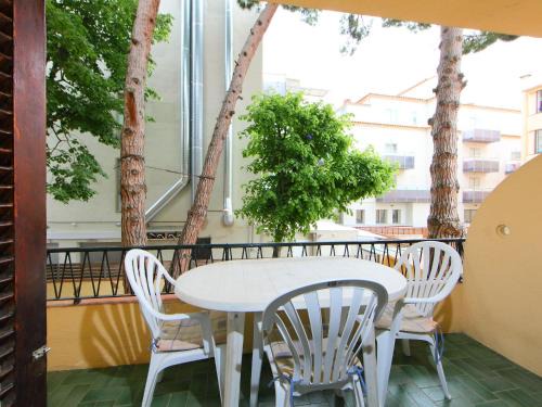 Tossa de Mar Apartment | Apartment Aquarius by Interhome
