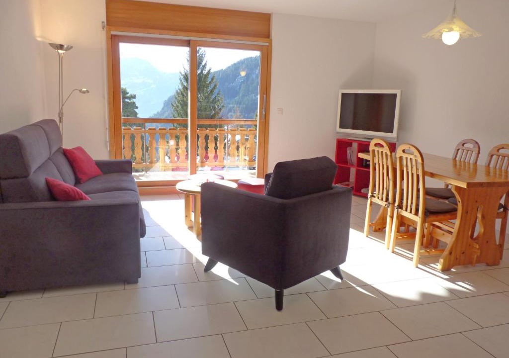 Ovronnaz Apartment | Apartment Ardévine 5 by Interhome