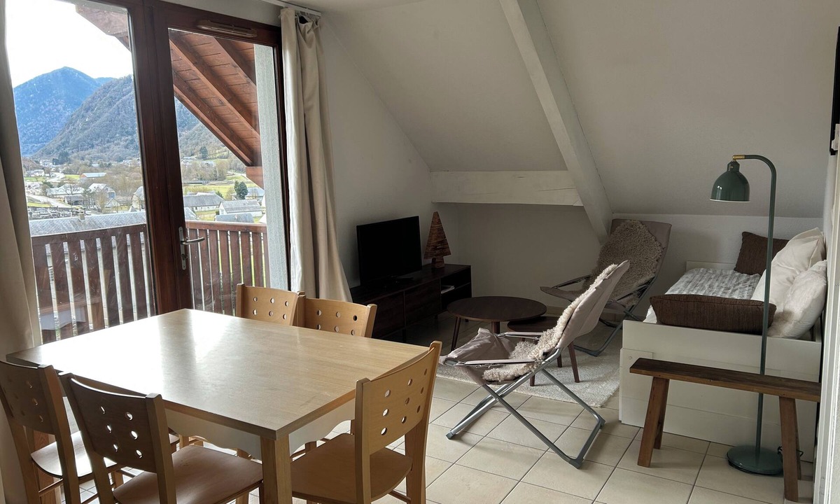 Arreau Apartment | Apartment ARREAU, ideal for mountain holidays 4/6 pers with parking space