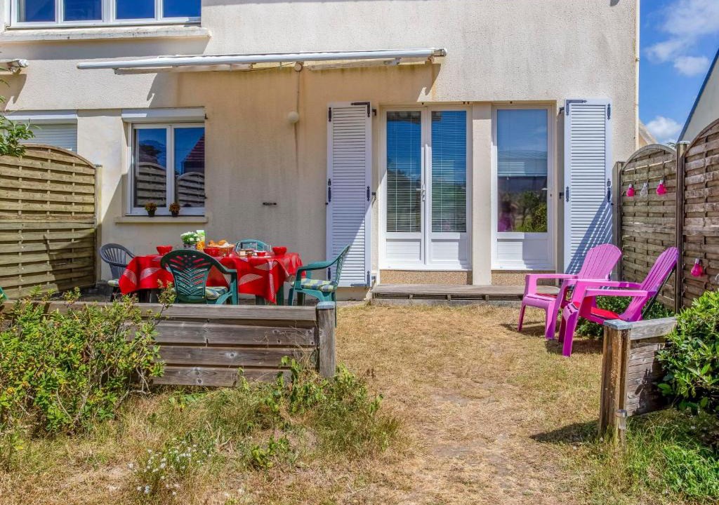 Denneville Apartment | Apartment Babord - DVL402 by Interhome